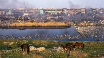 Impactantes imágenes de un vertedero de e-waste en Ghana