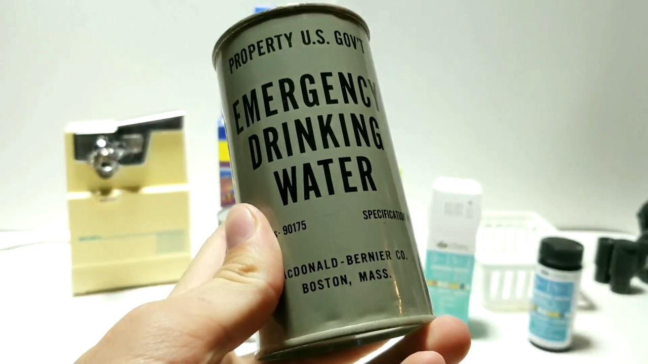 Agua enlatada de los años ‘50: ¿Potable, o veneno puro?